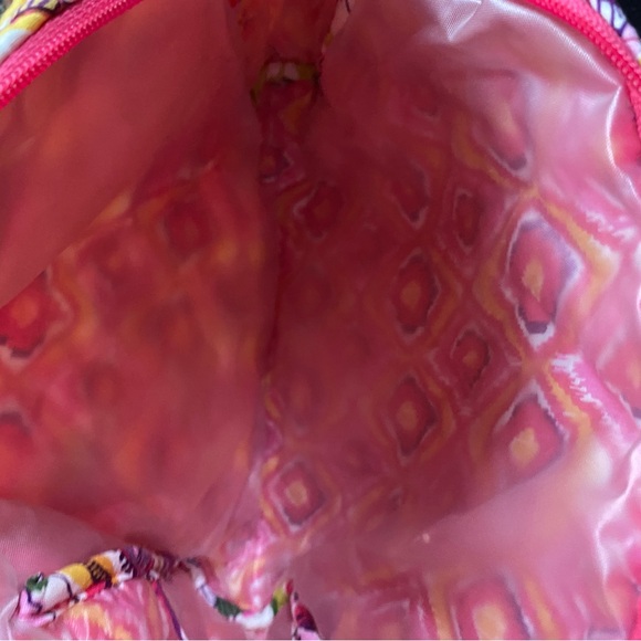 Vera Bradley quilted makeup bag large  Quilted Bag - Picture 2 of 2